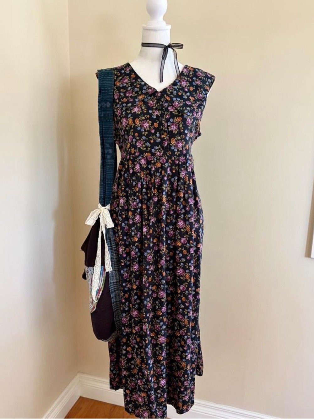 Vintage 90s floral babydoll oversized collar black midi dress grunge cottage S